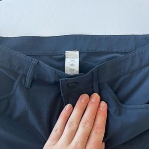 ALO DAY N NIGHT NAVY PANT